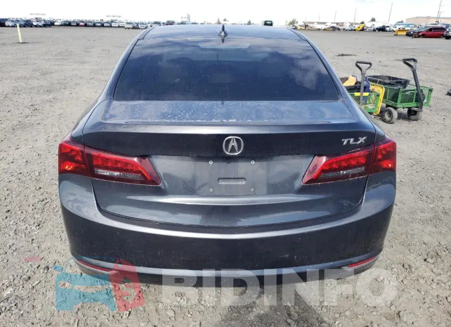 19UUB2F58FA007440 Photo# 6