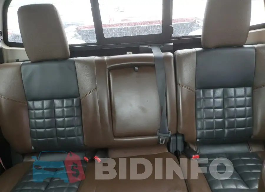 1N6AA1E67JN545554 Photo# 10