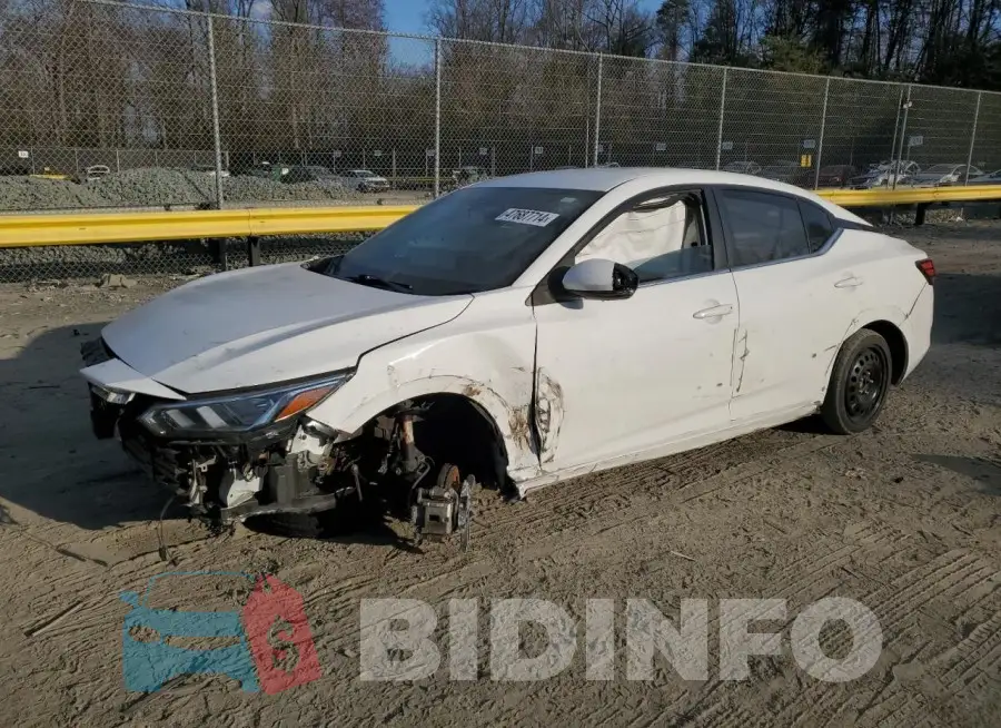 3N1AB8CV5LY240257 Photo# 1