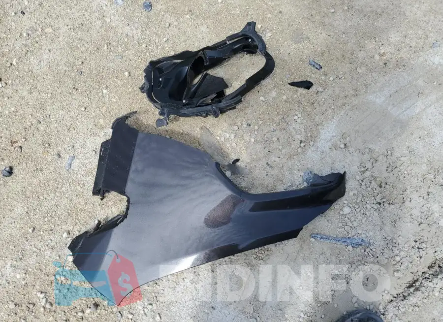 1C4PJLCB3FW627372 Photo# 13