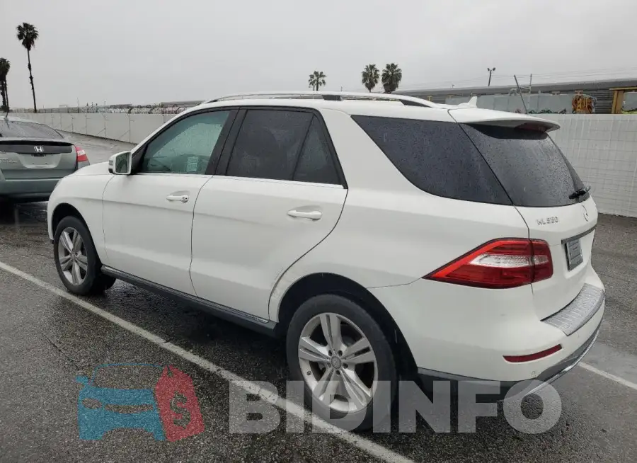 4JGDA5HB2FA548713 Photo# 2