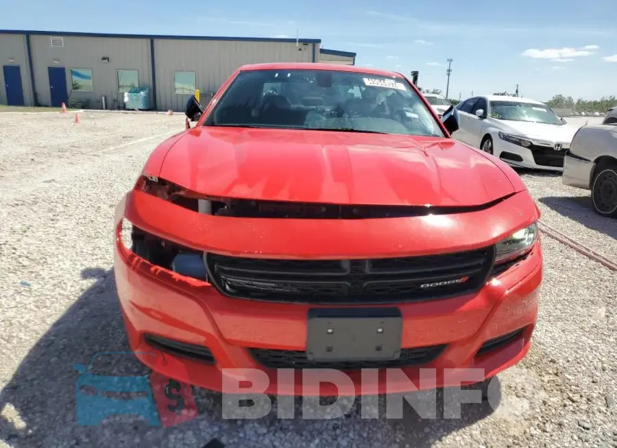 2C3CDXBG8PH563991 Photo# 5