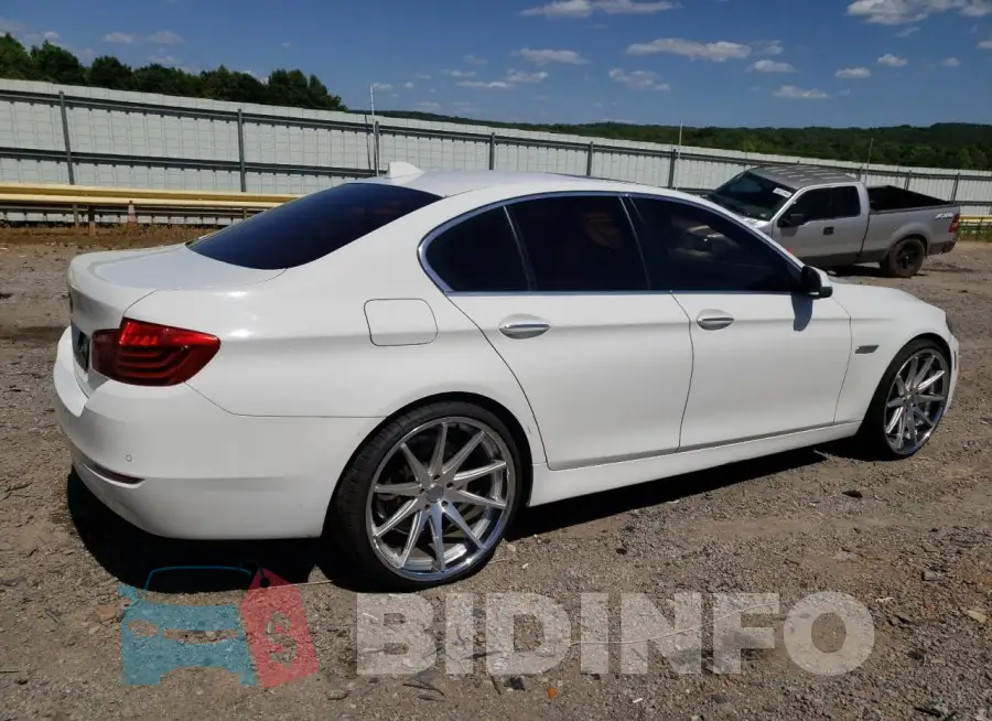 WBA5A7C58GG147698 Photo# 3