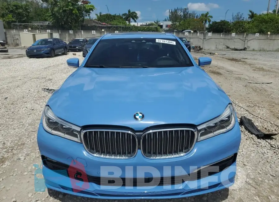 WBA7F2C54JG856438 Photo# 5
