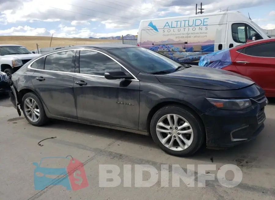 1G1ZD5ST5JF183340 Photo# 4