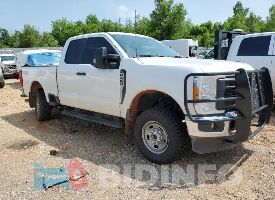 1FT7X2BA8PEE02728 Photo# 4