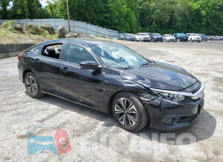 19XFC1F35HE213537 Photo# 4