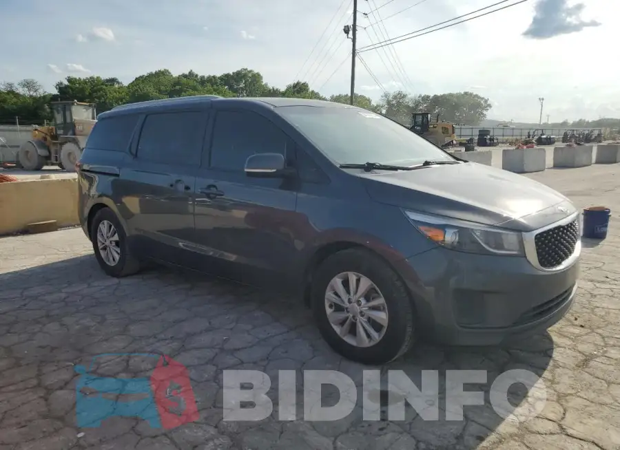KNDMB5C16H6240272 Photo# 4