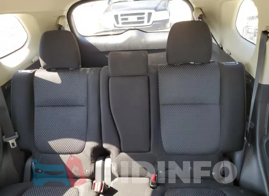 JA4AD2A39JJ002090 Photo# 10