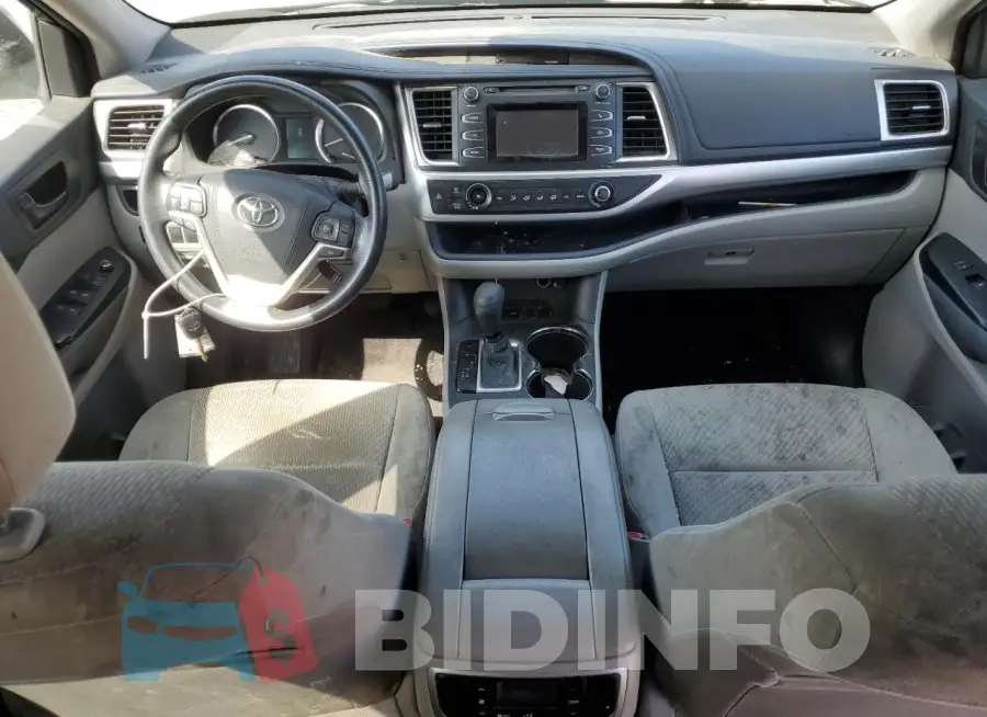 5TDZKRFH5GS121889 Photo# 8