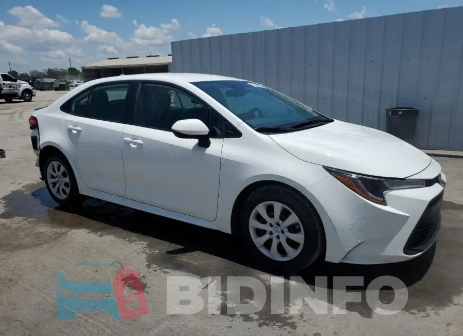 5YFB4MDE8RP106970 Photo# 4