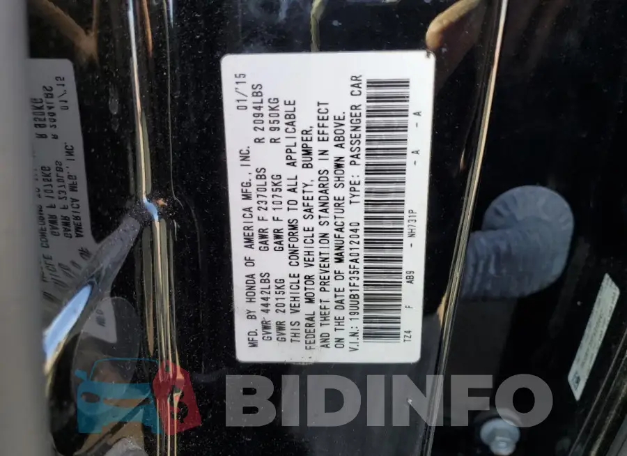 19UUB1F35FA012040 Photo# 12