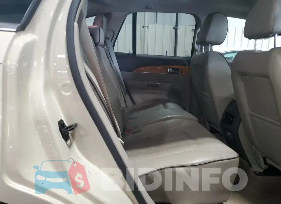 2LMDJ8JK8FBL34734 Photo# 10