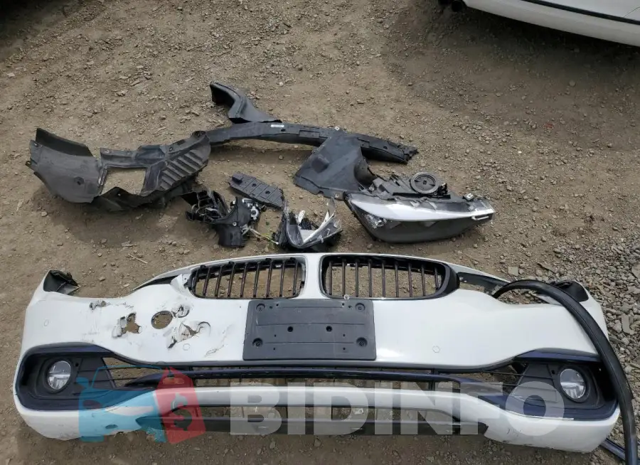 WBA4J1C05LCD61453 Photo# 12