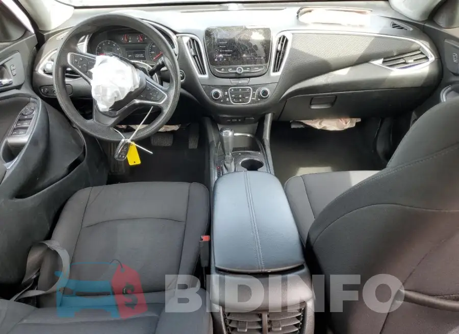 1G1ZD5ST1KF217422 Photo# 8