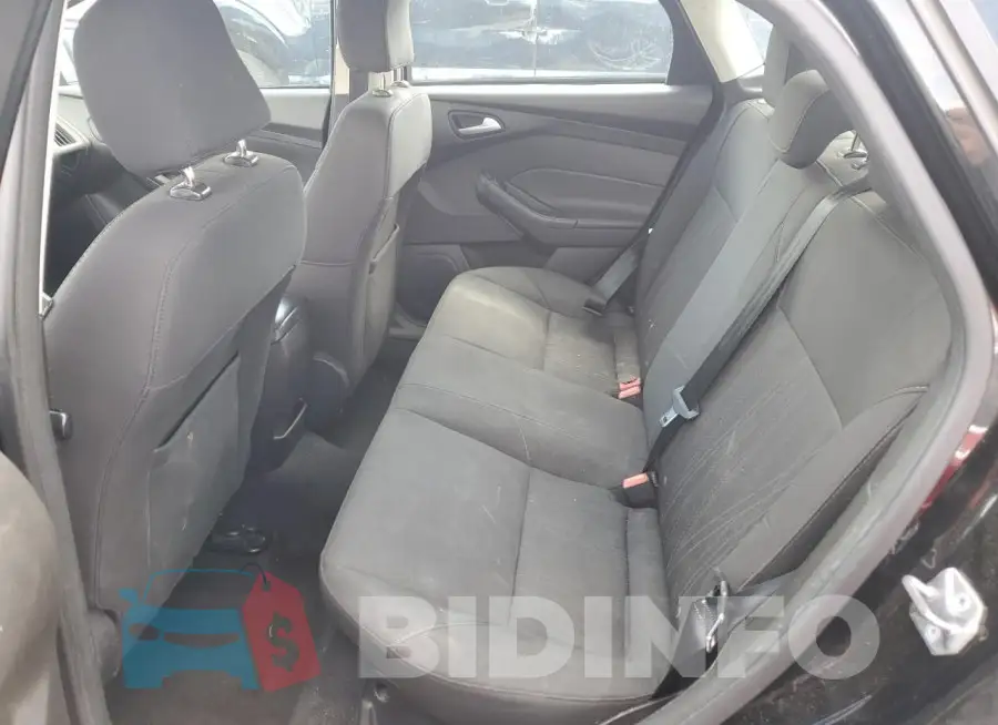 1FADP3F20GL350847 Photo# 10