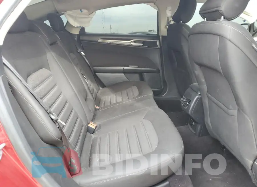 3FA6P0HD2KR201209 Photo# 10