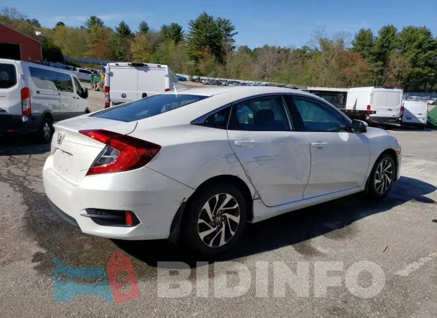 19XFC2F78JE208170 Photo# 3