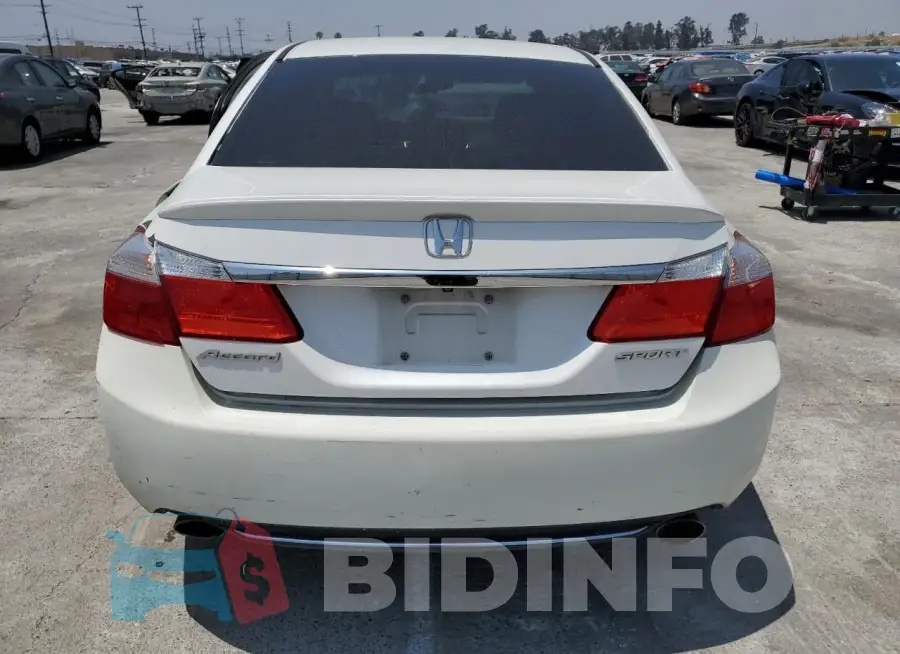 1HGCR2F57FA157434 Photo# 6