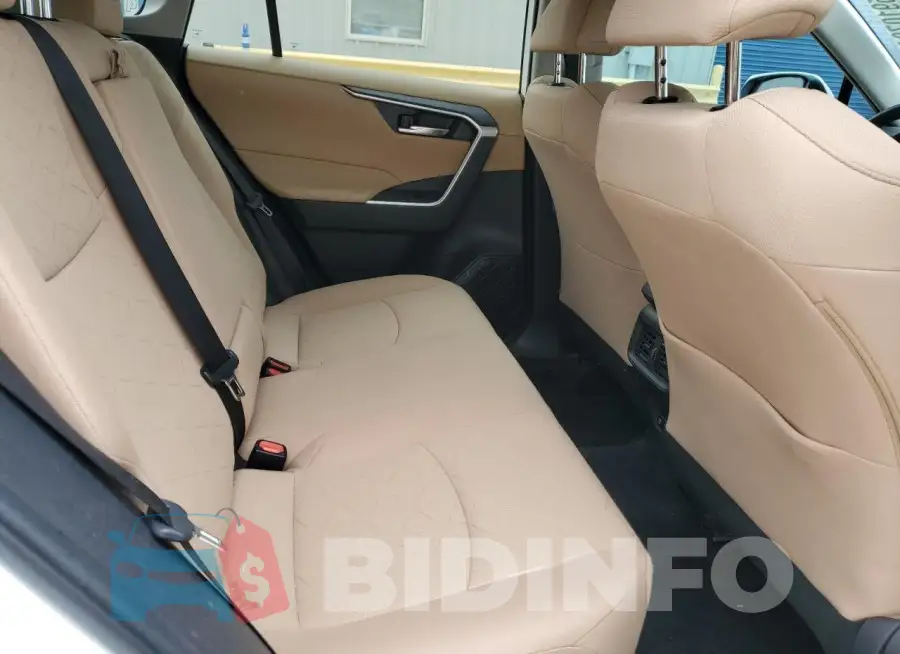 2T3W1RFV7MC171717 Photo# 11