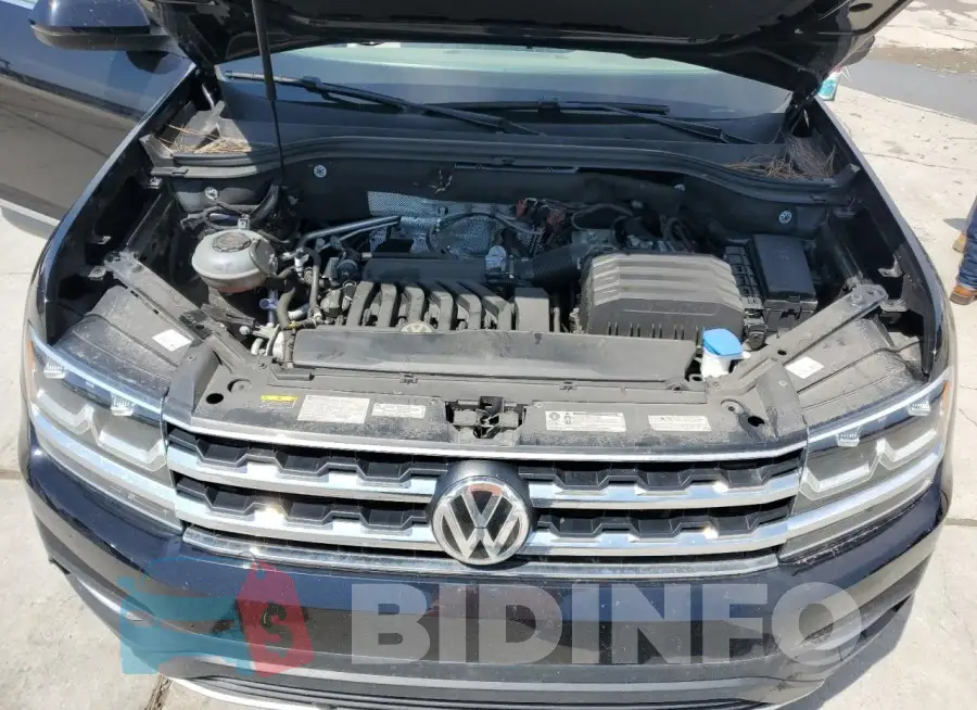 1V2MR2CA0JC558887 Photo# 12