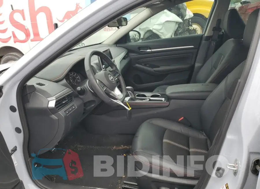 1N4BL4CV3PN300617 Photo# 7