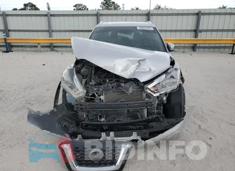 3N1CP5CU0KL522690 Photo# 5