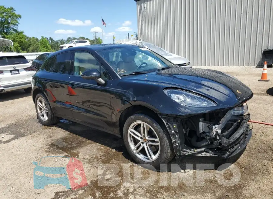 WP1AA2A54MLB01911 Photo# 4