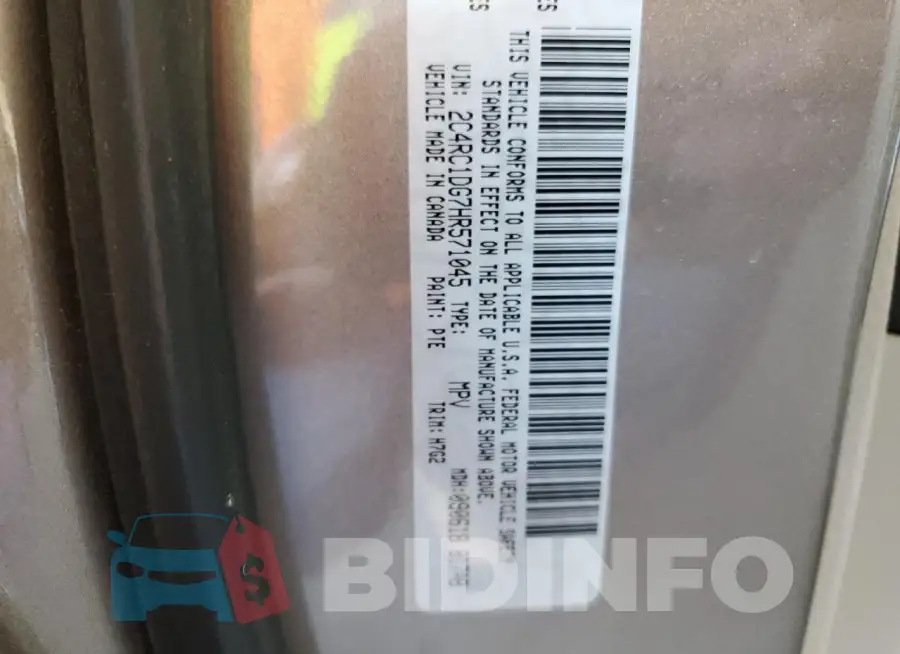 2C4RC1DG7HR571045 Photo# 14
