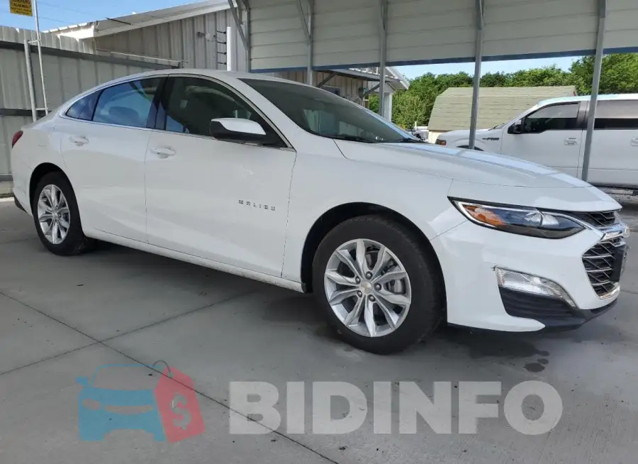 1G1ZD5ST8RF125590 Photo# 4