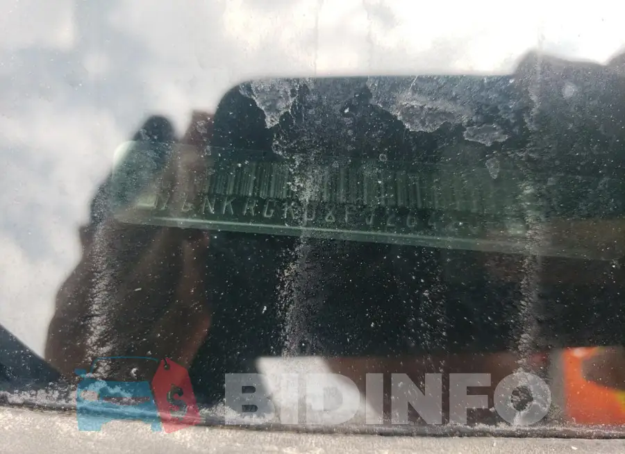 1GNKRGKD8FJ264200 Photo# 13