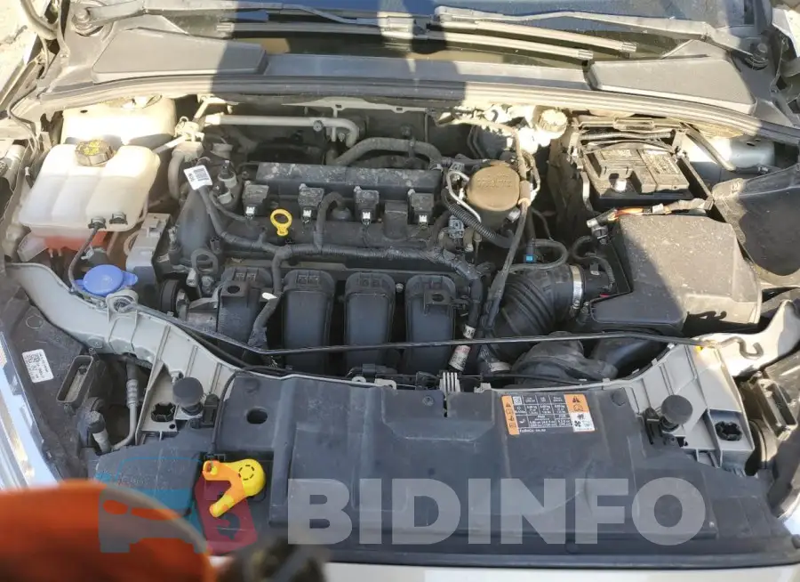 1FADP3N26GL275329 Photo# 11
