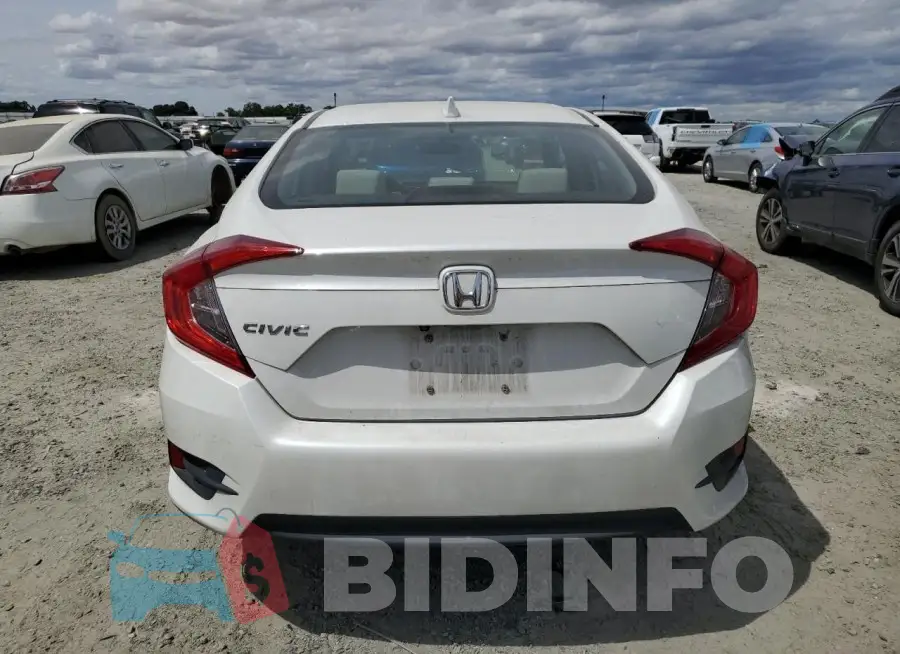 19XFC2F82HE015936 Photo# 6