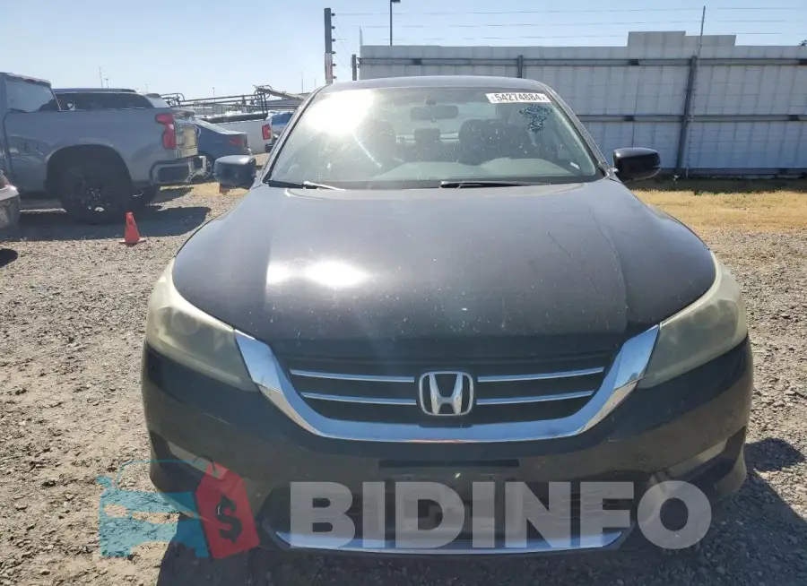 1HGCR2F74FA152287 Photo# 5
