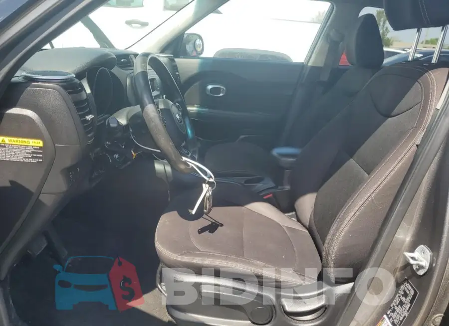 KNDJN2A23G7288681 Photo# 7