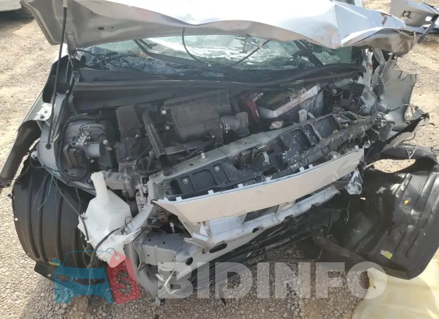 ML32FUFJ8NHF06382 Photo# 11