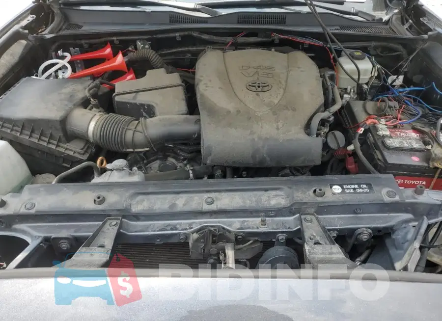 3TMCZ5AN9JM186601 Photo# 11