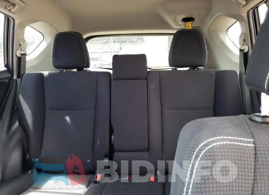 JTMRFREV6HJ155463 Photo# 10