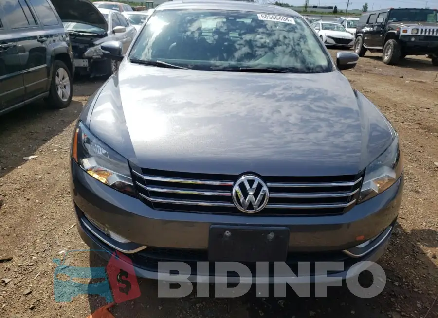 1VWBS7A31FC122620 Photo# 5