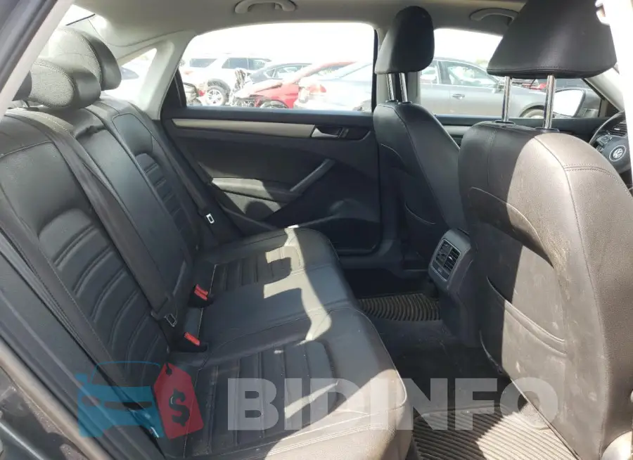 1VWBS7A31FC122620 Photo# 10