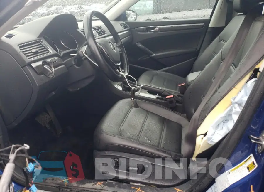 1VWGT7A34HC071796 Photo# 7