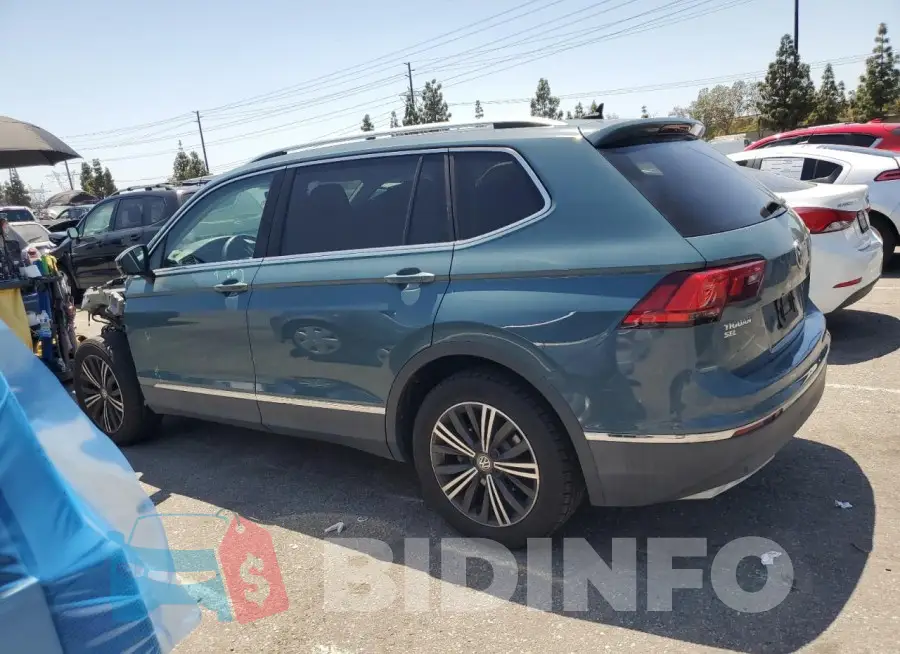 3VV3B7AX1KM135789 Photo# 2