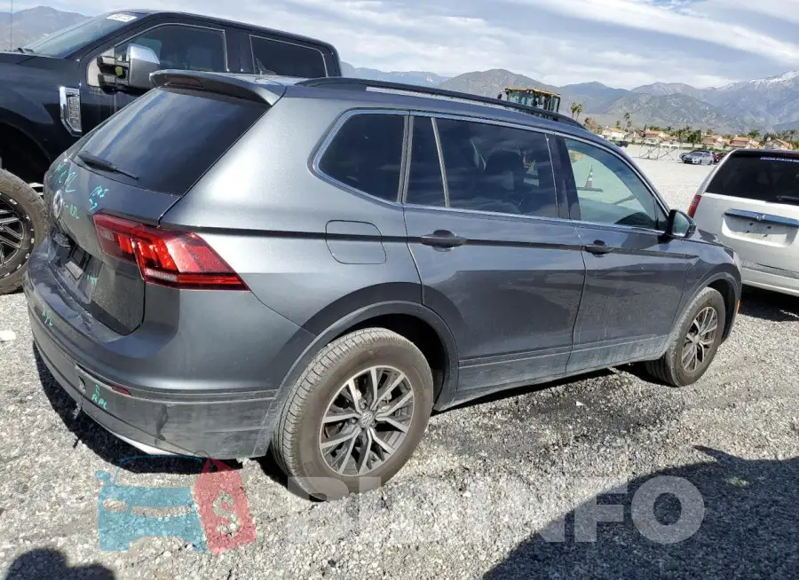 3VV3B7AX6KM099310 Photo# 3