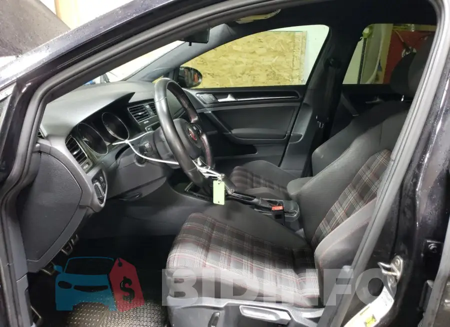 3VW5T7AU5GM016643 Photo# 7