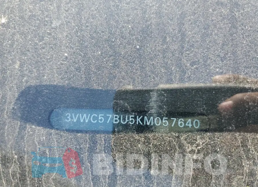 3VWC57BU5KM057640 Photo# 13
