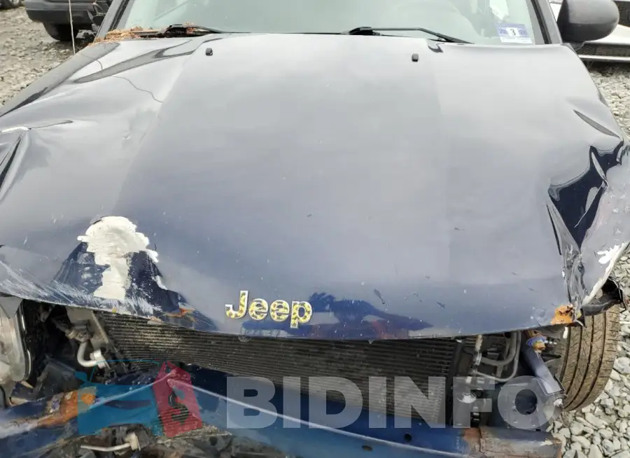 1C4NJDBB2FD269532 Photo# 12
