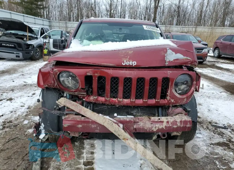 1C4NJRFB7HD195552 Photo# 5