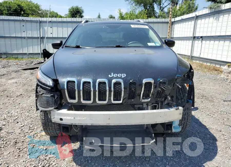 1C4PJMCB3JD613207 Photo# 5