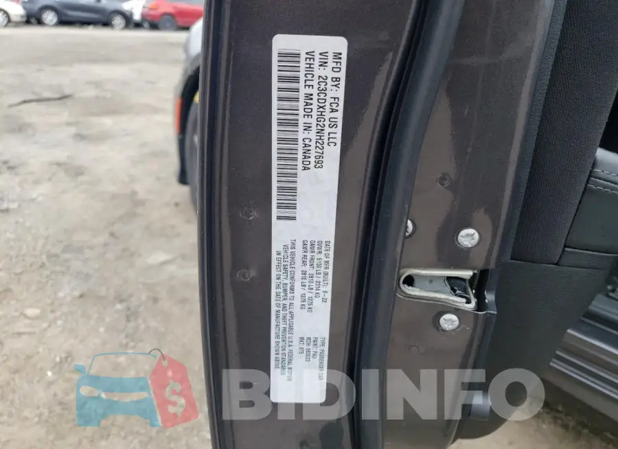 2C3CDXHG2NH227693 Photo# 12