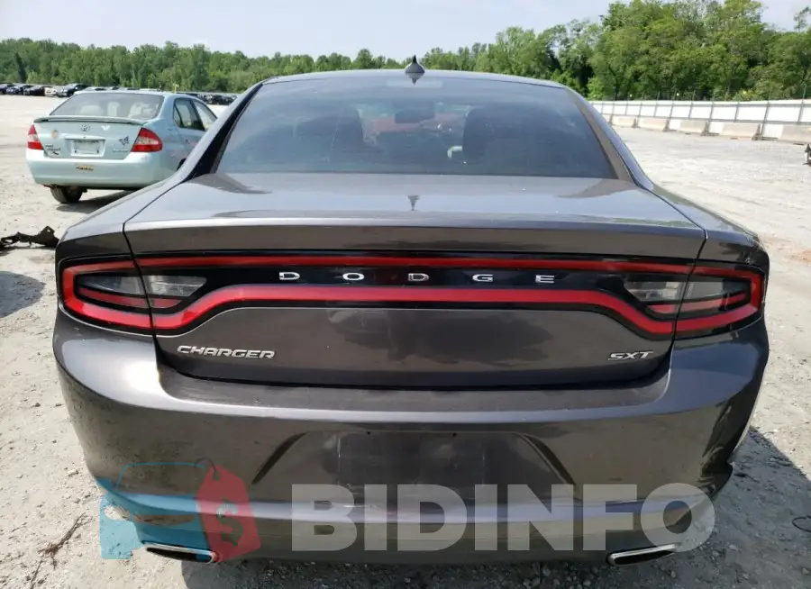 2C3CDXHG6FH843852 Photo# 6